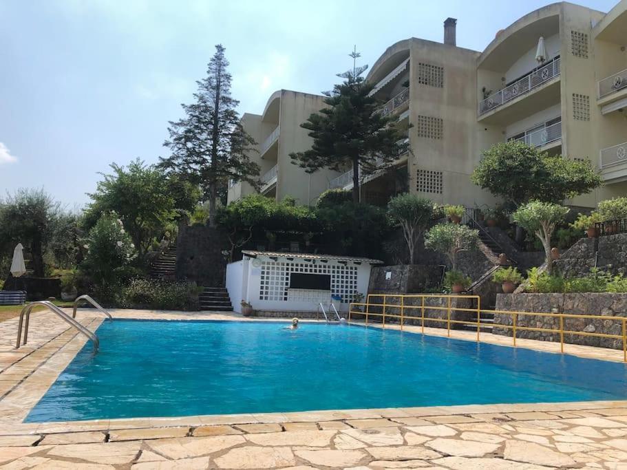 Sea View Apartment With Swimning Pool Mesongi Exterior photo